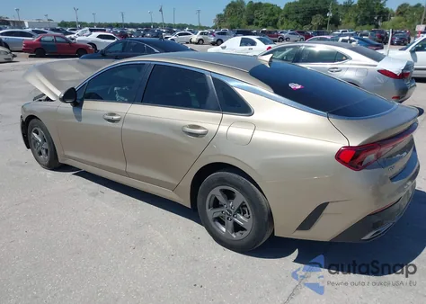 2022 Kia K5 Lxs z USA, uszkodzony, nr VIN 5XXG14J29NG083274